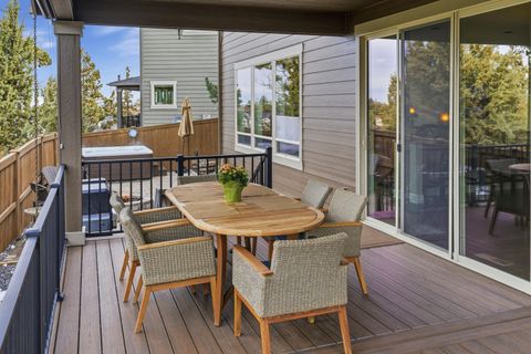 Tiny photo for 20677 Comet Court, Bend, OR 97701 (MLS # 220216911)