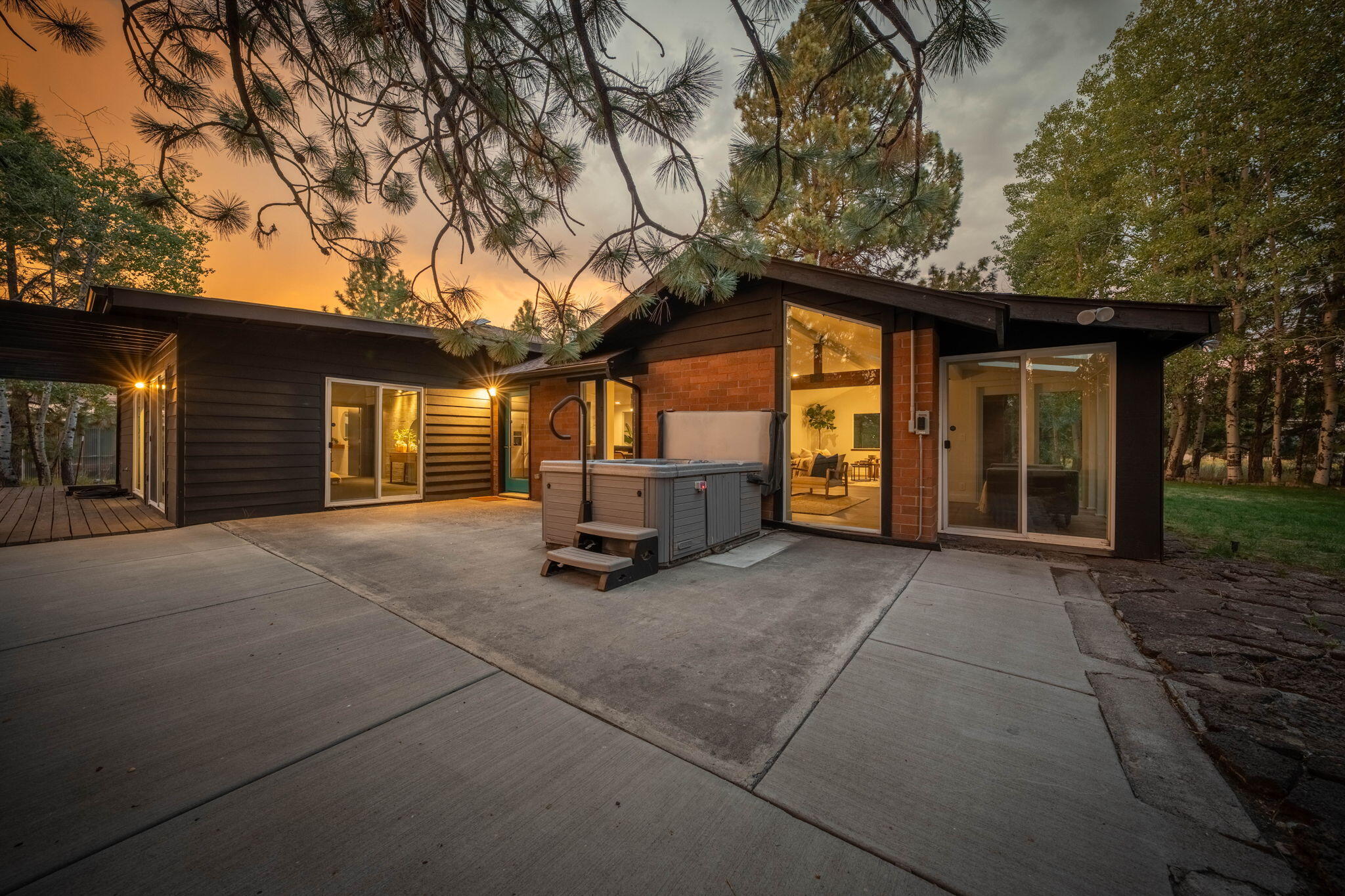 20409 Pine Vista Drive