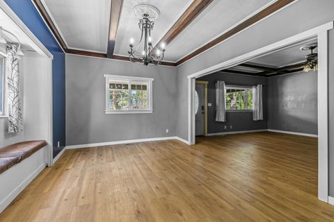 Tiny photo for 517 Newtown Street, Medford, OR 97501 (MLS # 220212515)