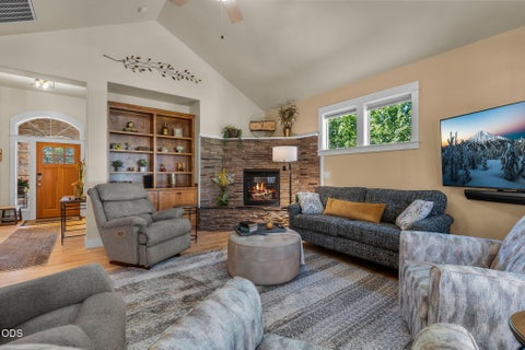 Tiny photo for 365 S Timber Creek Drive, Sisters, OR 97759 (MLS # 220222574)