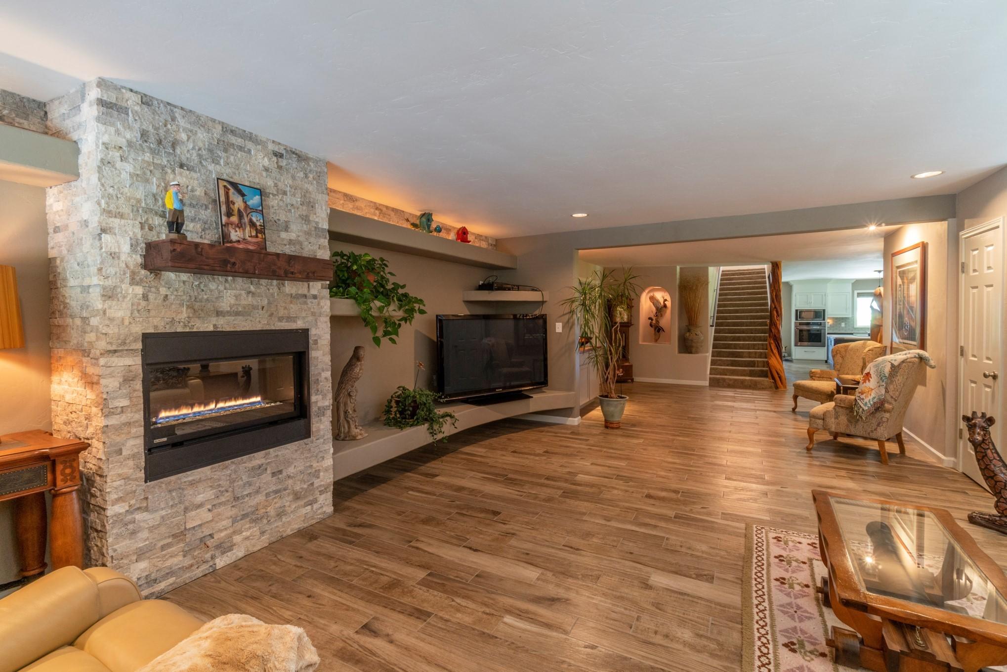 Horseshoe Acres - Residential