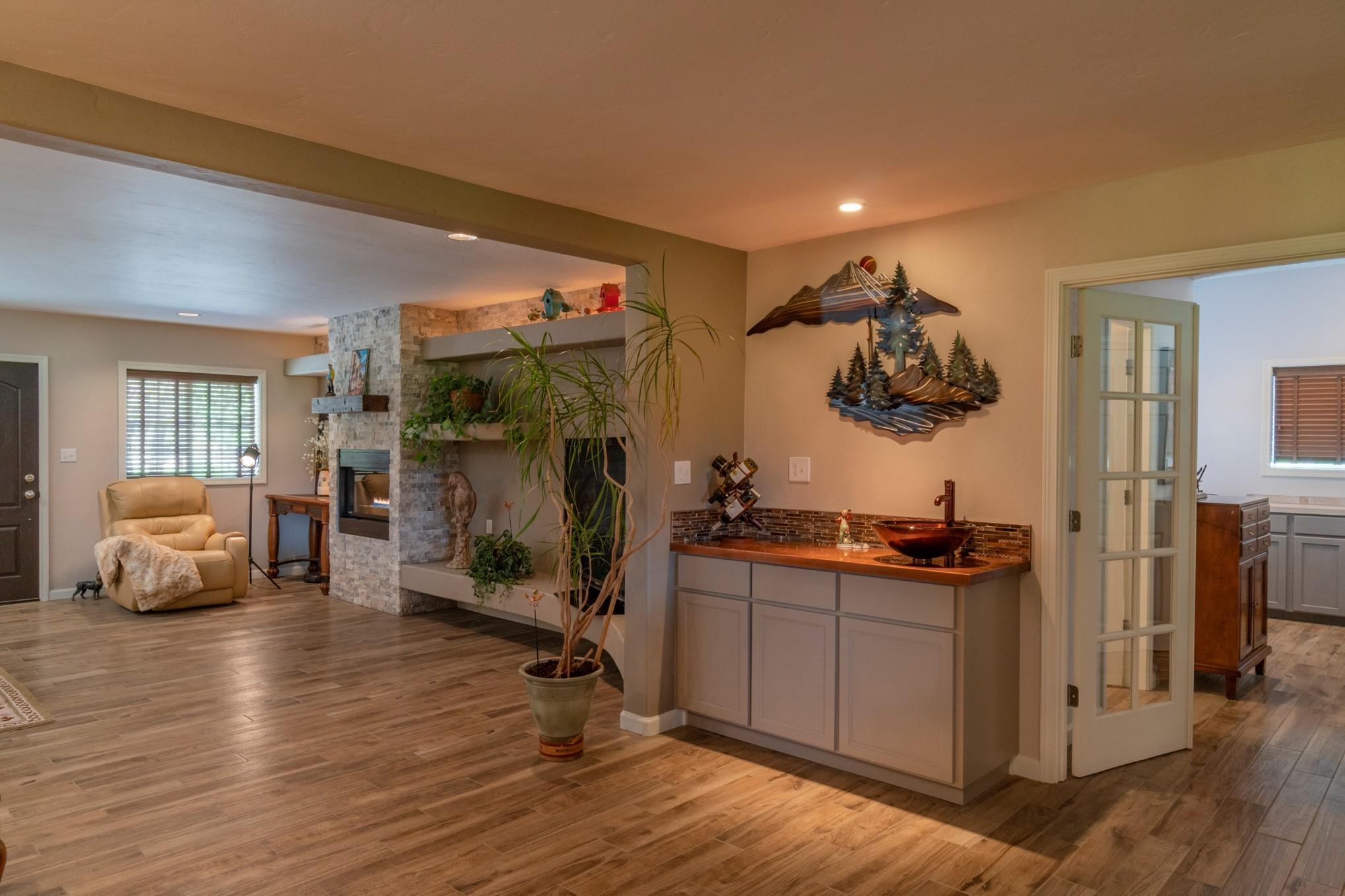 Horseshoe Acres - Residential