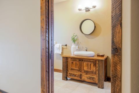 Tiny photo for 16497 SW Ranchview Road, Powell Butte, OR 97753 (MLS # 220222150)