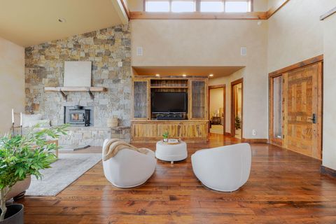 Tiny photo for 16497 SW Ranchview Road, Powell Butte, OR 97753 (MLS # 220222150)