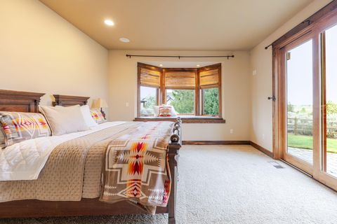 Tiny photo for 16497 SW Ranchview Road, Powell Butte, OR 97753 (MLS # 220222150)