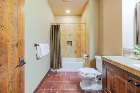 Tiny photo for 16497 SW Ranchview Road, Powell Butte, OR 97753 (MLS # 220222150)