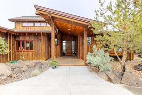Photo of 16497 SW Ranchview Road, Powell Butte, OR 97753 (MLS # 220222150)