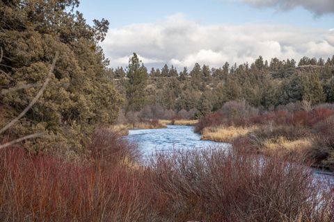 Tiny photo for 64564 Riverview Avenue, Bend, OR 97703 (MLS # 220212349)