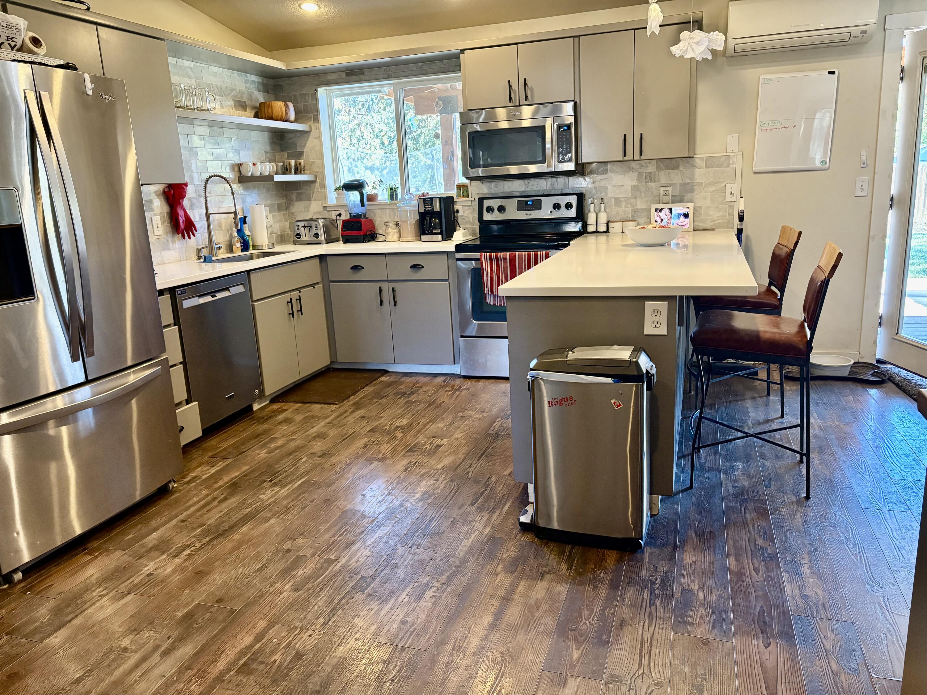 64564 Riverview Avenue