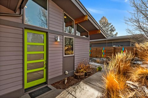 Tiny photo for 2091 NW Lemhi Pass Drive, Bend, OR 97703 (MLS # 220214305)