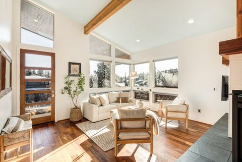 Tiny photo for 2091 NW Lemhi Pass Drive, Bend, OR 97703 (MLS # 220214305)