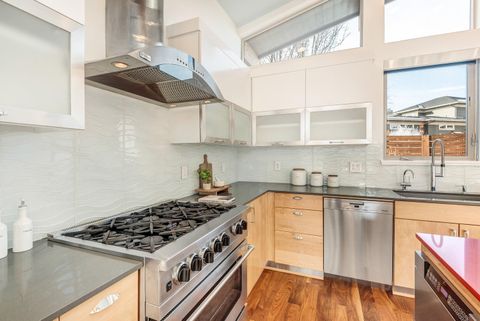 Tiny photo for 2091 NW Lemhi Pass Drive, Bend, OR 97703 (MLS # 220214305)