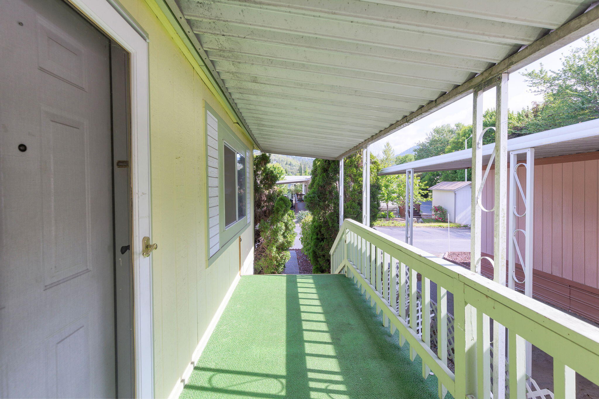 Country View Mobile Home Park - Residential