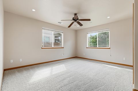 Tiny photo for 602 Barton Road, Eagle Point, OR 97524 (MLS # 220219412)