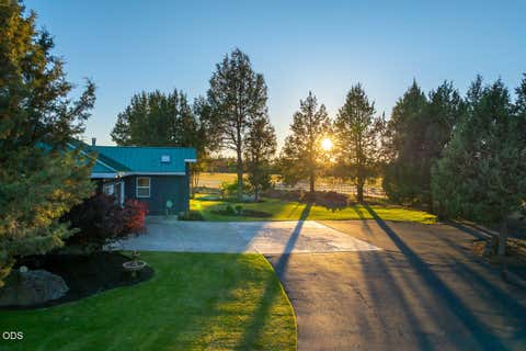 Tiny photo for 64629 Horseman Lane, Bend, OR 97703 (MLS # 220223455)