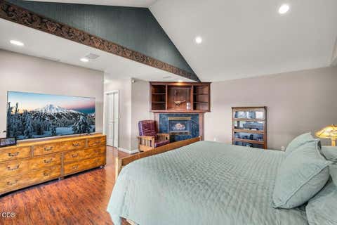 Tiny photo for 64629 Horseman Lane, Bend, OR 97703 (MLS # 220223455)