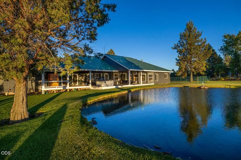 Tiny photo for 64629 Horseman Lane, Bend, OR 97703 (MLS # 220223455)