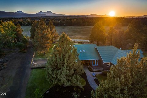 Tiny photo for 64629 Horseman Lane, Bend, OR 97703 (MLS # 220223455)