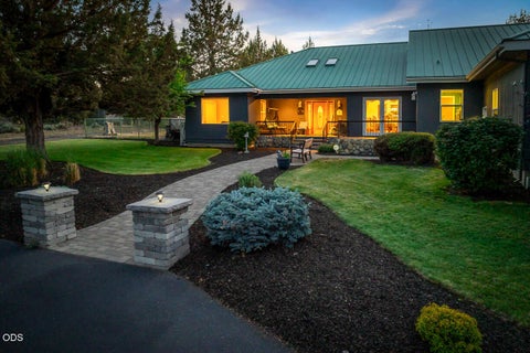 Tiny photo for 64629 Horseman Lane, Bend, OR 97703 (MLS # 220223455)