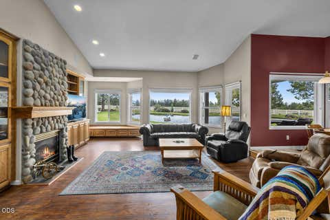 Tiny photo for 64629 Horseman Lane, Bend, OR 97703 (MLS # 220223455)