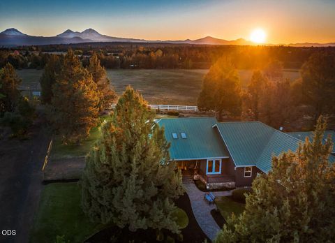 Photo of 64629 Horseman Lane, Bend, OR 97703 (MLS # 220223455)