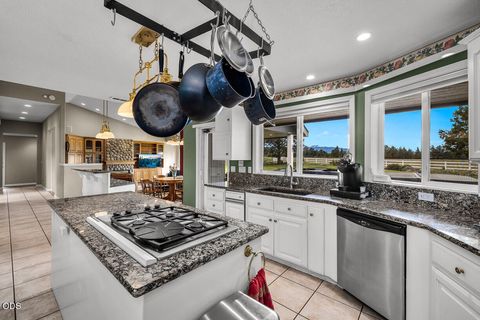 Tiny photo for 64629 Horseman Lane, Bend, OR 97703 (MLS # 220223455)