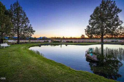 Tiny photo for 64629 Horseman Lane, Bend, OR 97703 (MLS # 220223455)