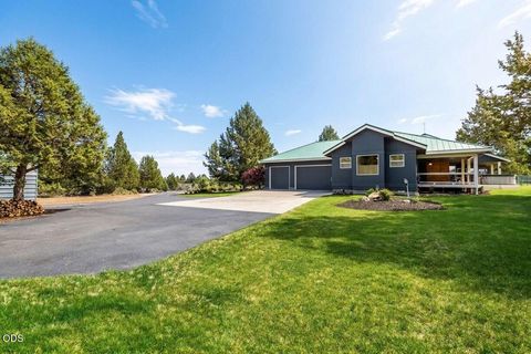 Tiny photo for 64629 Horseman Lane, Bend, OR 97703 (MLS # 220223455)