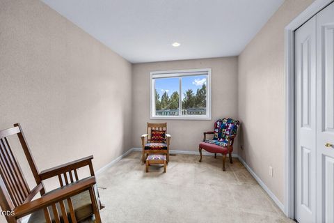 Tiny photo for 64629 Horseman Lane, Bend, OR 97703 (MLS # 220223455)