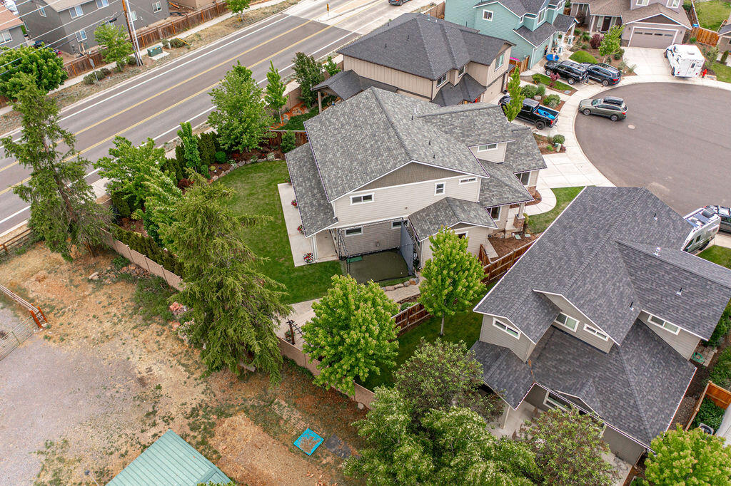 Alpenglow Estates S - Residential