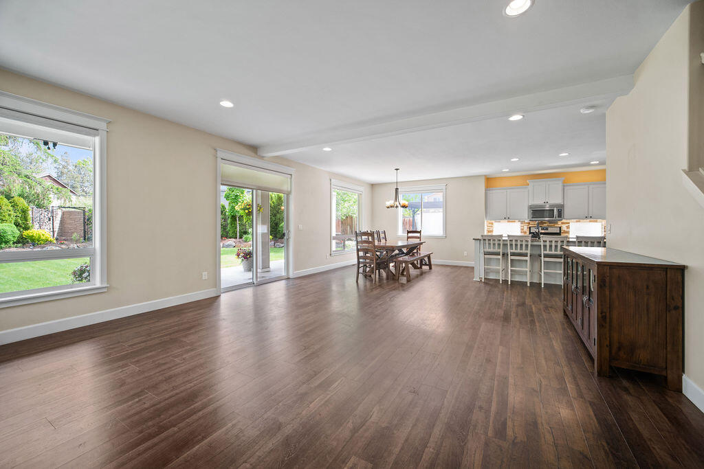 Alpenglow Estates S - Residential