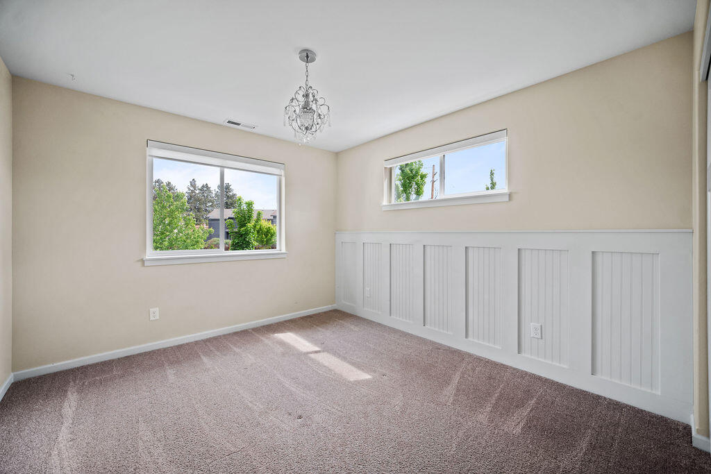 Alpenglow Estates S - Residential