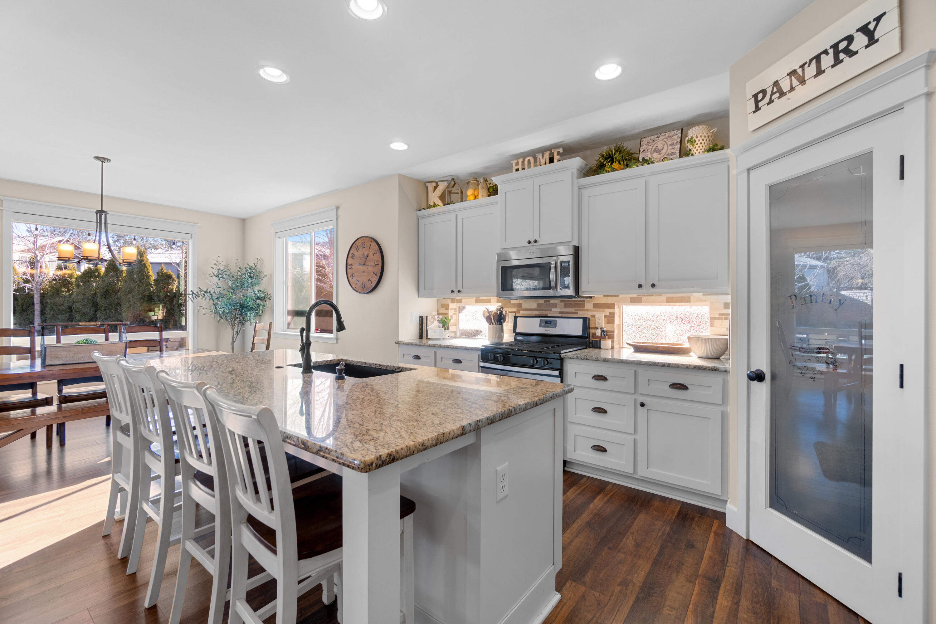 Alpenglow Estates S - Residential