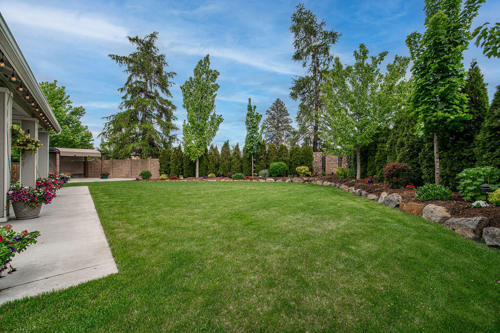 Alpenglow Estates S - Residential