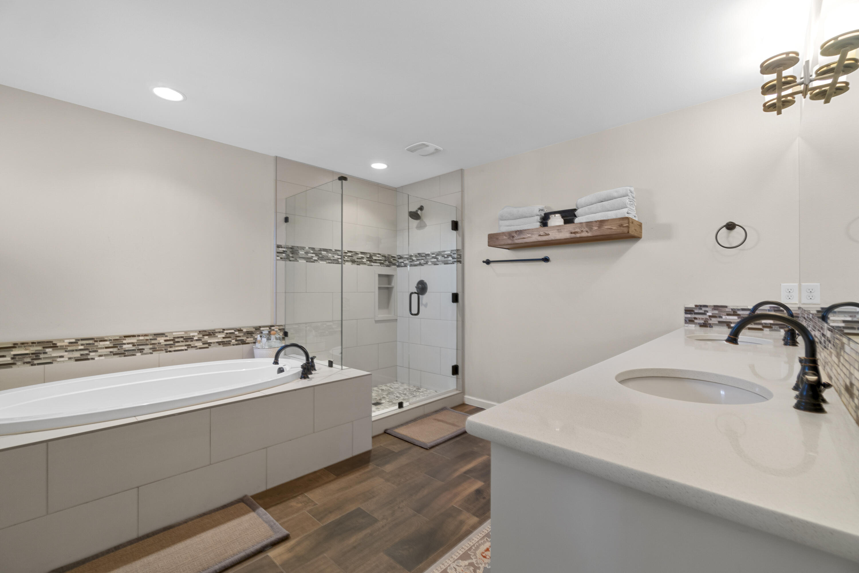 Alpenglow Estates S - Residential