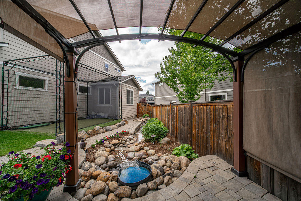 Alpenglow Estates S - Residential