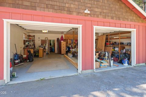 Tiny photo for 15715 Camino De Oro Avenue, La Pine, OR 97739 (MLS # 220225013)