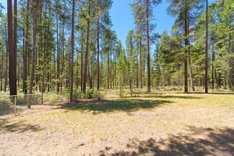 Tiny photo for 15715 Camino De Oro Avenue, La Pine, OR 97739 (MLS # 220225013)