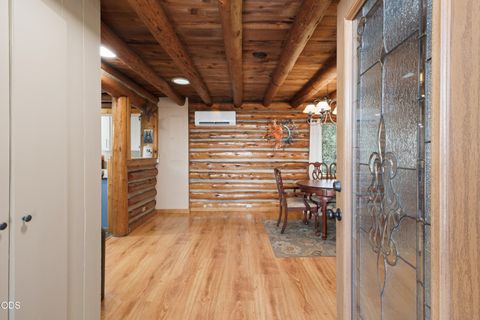 Tiny photo for 15715 Camino De Oro Avenue, La Pine, OR 97739 (MLS # 220225013)