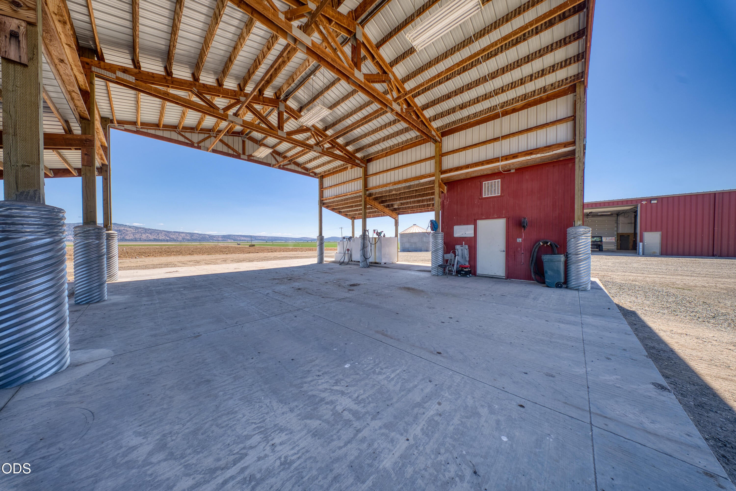 10902 Swan Lake Road