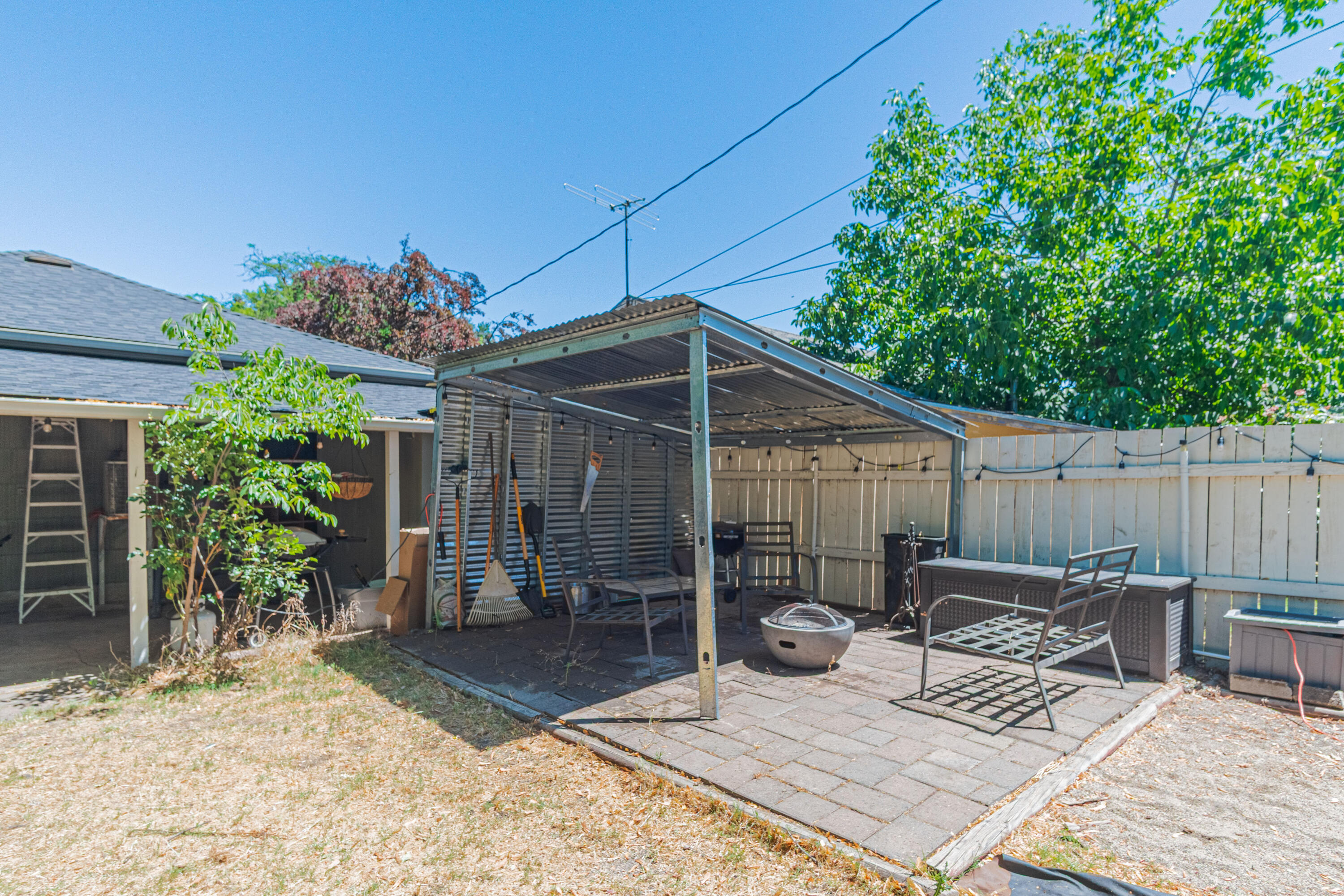 Tuttles Third Addition - Residential