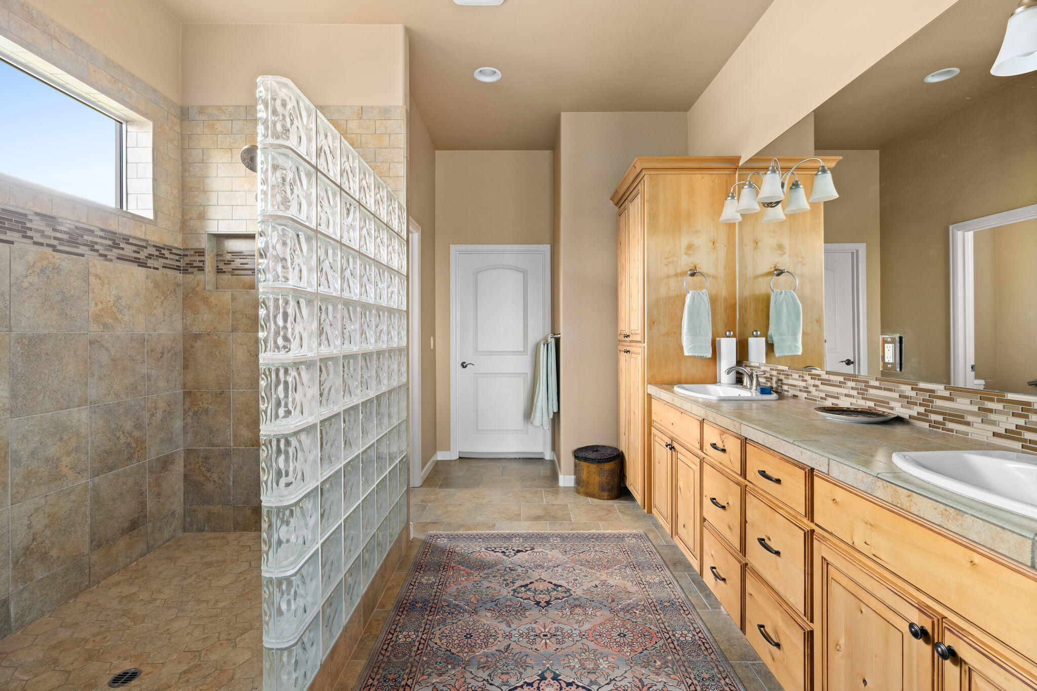 Eagle Crest - Residential