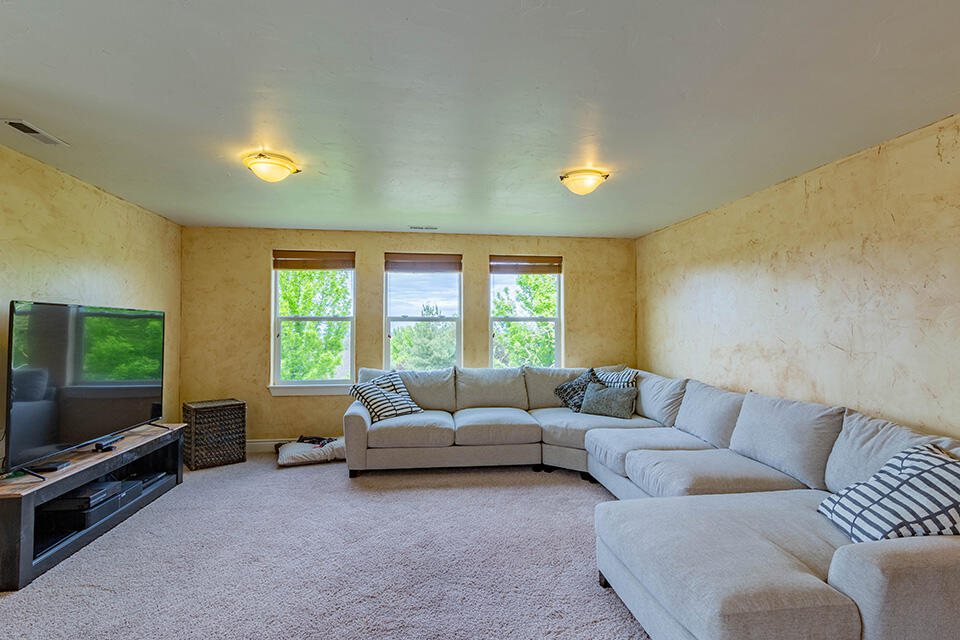 Majestic Ridge - Residential