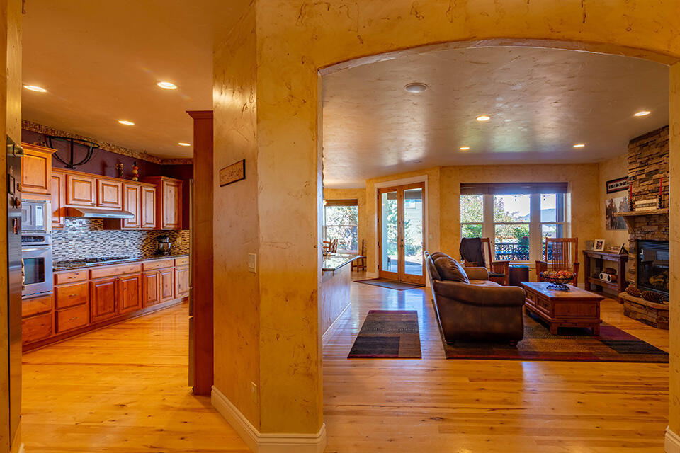 Majestic Ridge - Residential