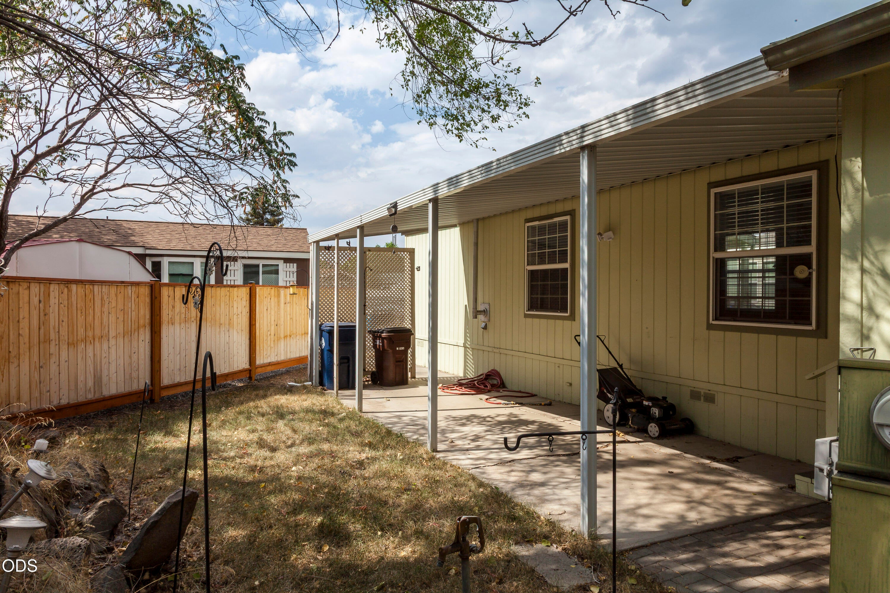 1515 NW Fir Avenue UNIT 12