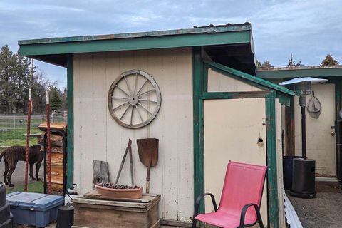 Tiny photo for 10852 Oregon 66, Klamath Falls, OR 97601 (MLS # 220219758)