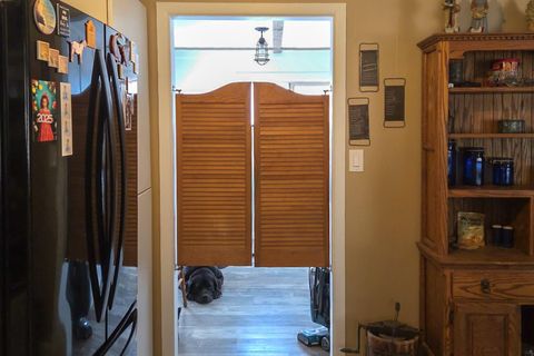 Tiny photo for 10852 Oregon 66, Klamath Falls, OR 97601 (MLS # 220219758)