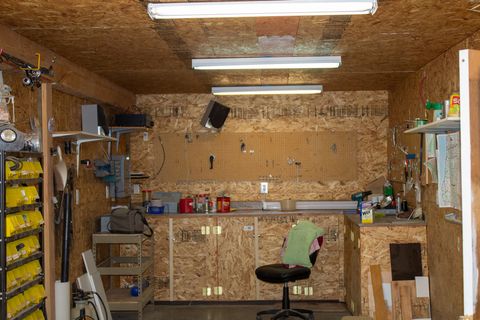 Tiny photo for 144544 Inglewood Road, La Pine, OR 97739 (MLS # 220206692)