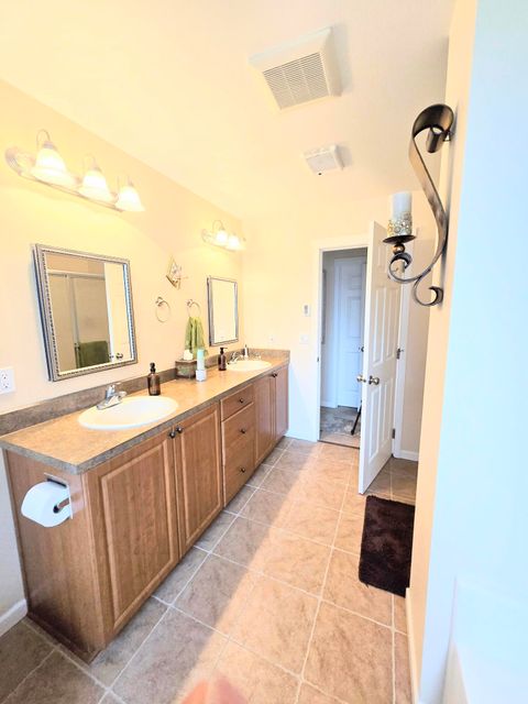 Tiny photo for 144544 Inglewood Road, La Pine, OR 97739 (MLS # 220206692)