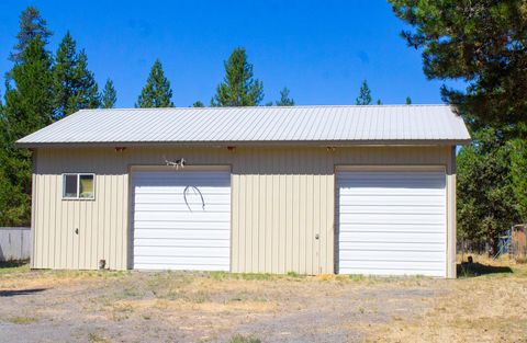 Tiny photo for 144544 Inglewood Road, La Pine, OR 97739 (MLS # 220206692)